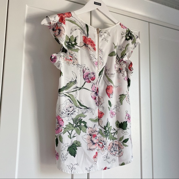 NWT Ann Taylor flutter sleeve top - Picture 5 of 9